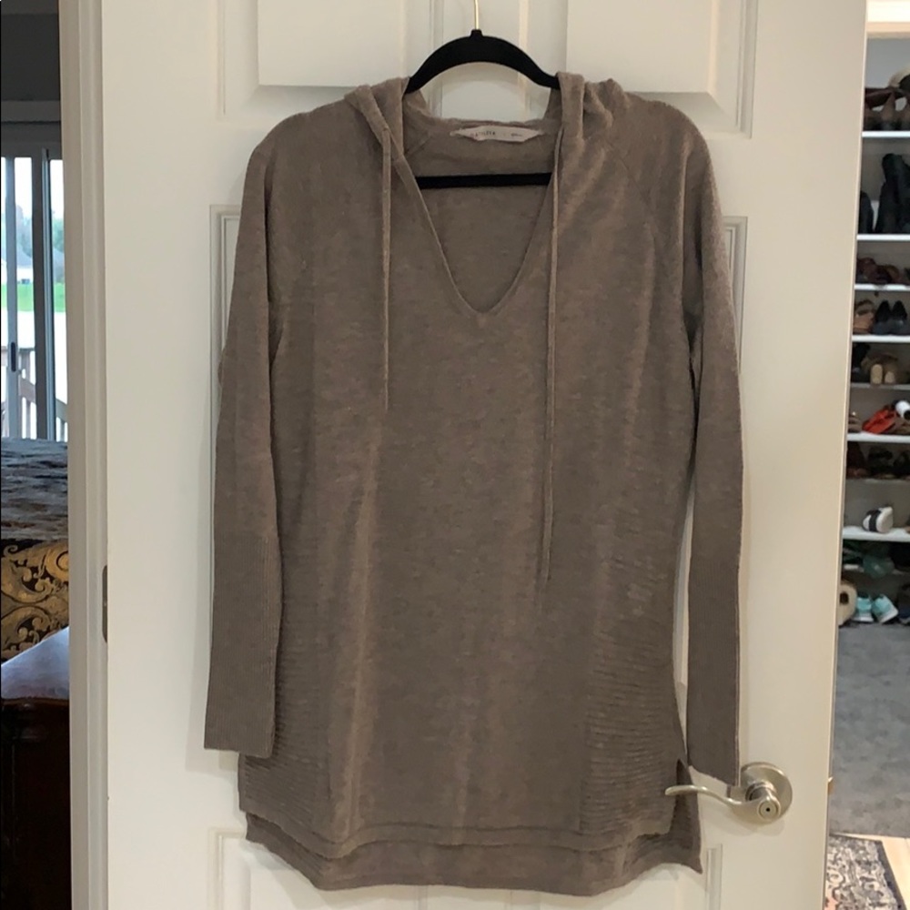 Sweater hoodie